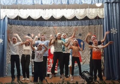 Театрализованная Новогодняя программа «Давайте верить в чудеса»
